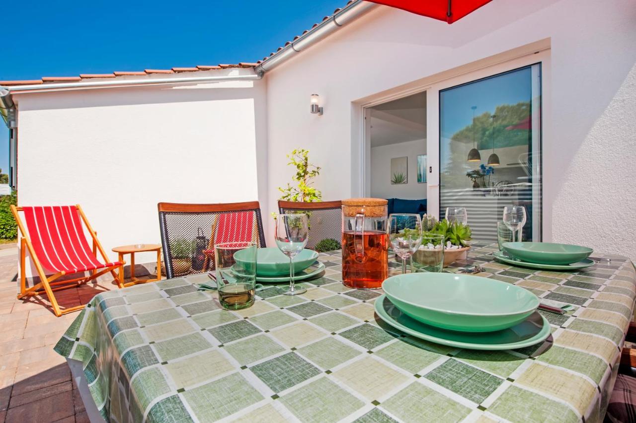 فيلا Little House - Just Few Steps From The City Center روفينج المظهر الخارجي الصورة