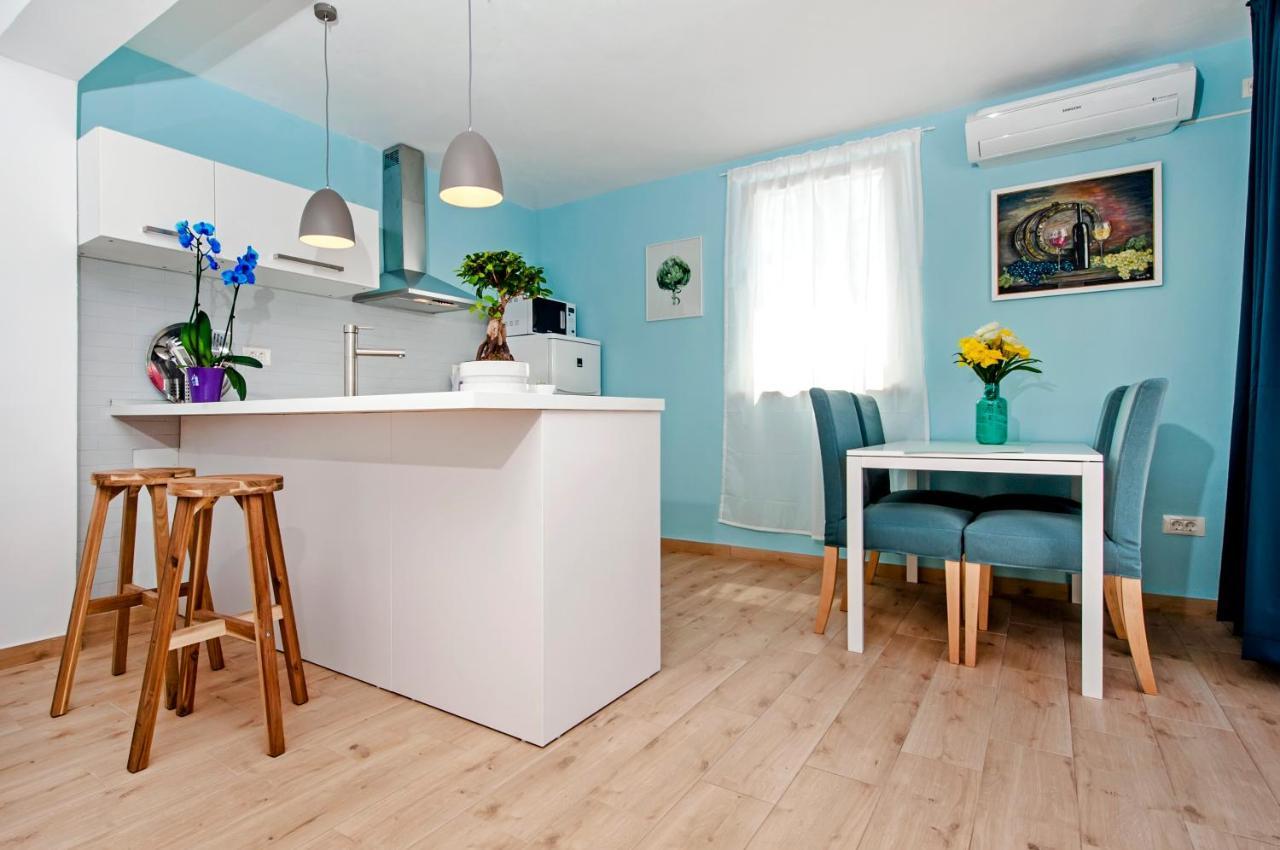 فيلا Little House - Just Few Steps From The City Center روفينج المظهر الخارجي الصورة